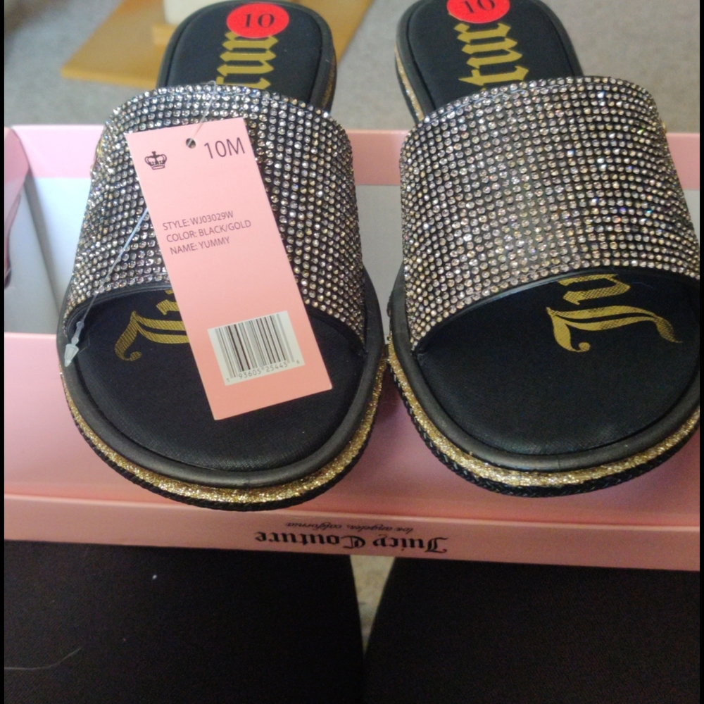 Juicy Couture Sandals size 10